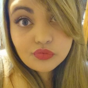 Meet your Posher, Toni